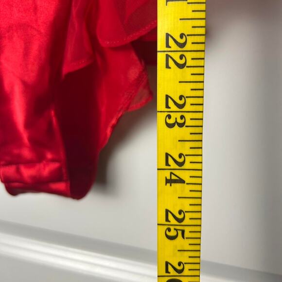 Victoria secret gold label red teddy - Picture 5 of 5
